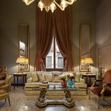 Athena Luxe